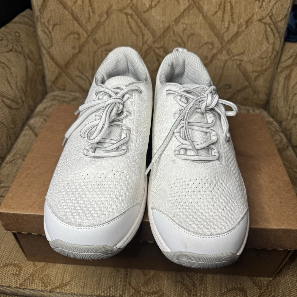 OrthoFeet Stretch Knit Sneaker‎ Women's 11.5 Wide Tennis Shoe 988 AB Coral White
